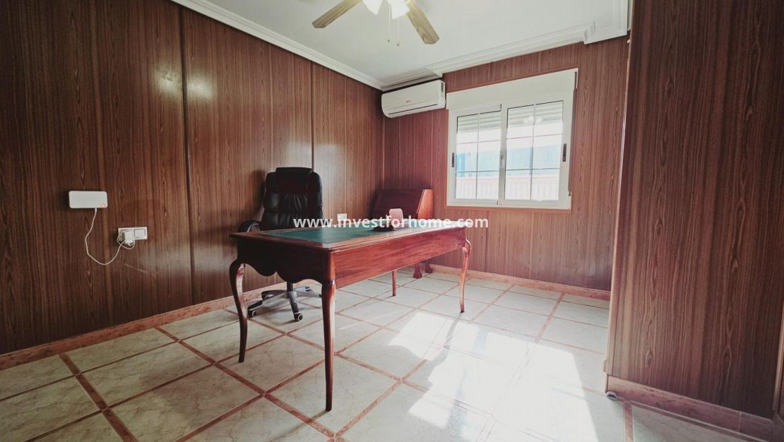 Försäljning - Villa - Torrevieja - La Siesta - El Salado - Torreta