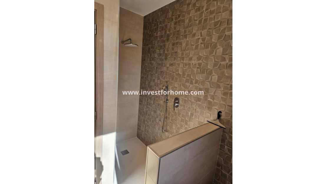 Försäljning - Villa - Torrevieja - La Siesta - El Salado - Torreta