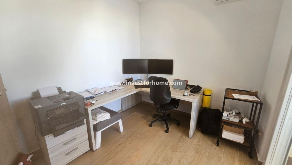 Försäljning - Villa - Torrevieja - La Siesta - El Salado - Torreta