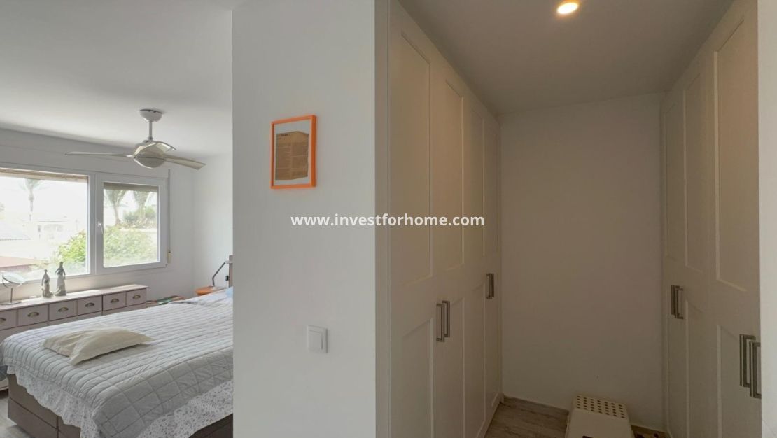 Försäljning - Villa - Torrevieja - La Siesta - El Salado - Torreta