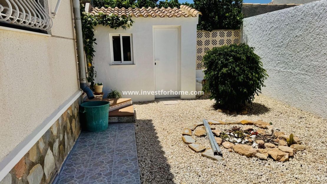 Försäljning - Villa - Torrevieja - La Siesta - El Salado - Torreta