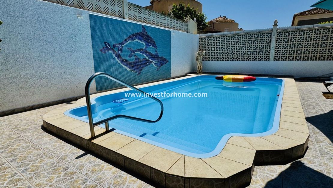 Försäljning - Villa - Torrevieja - La Siesta - El Salado - Torreta