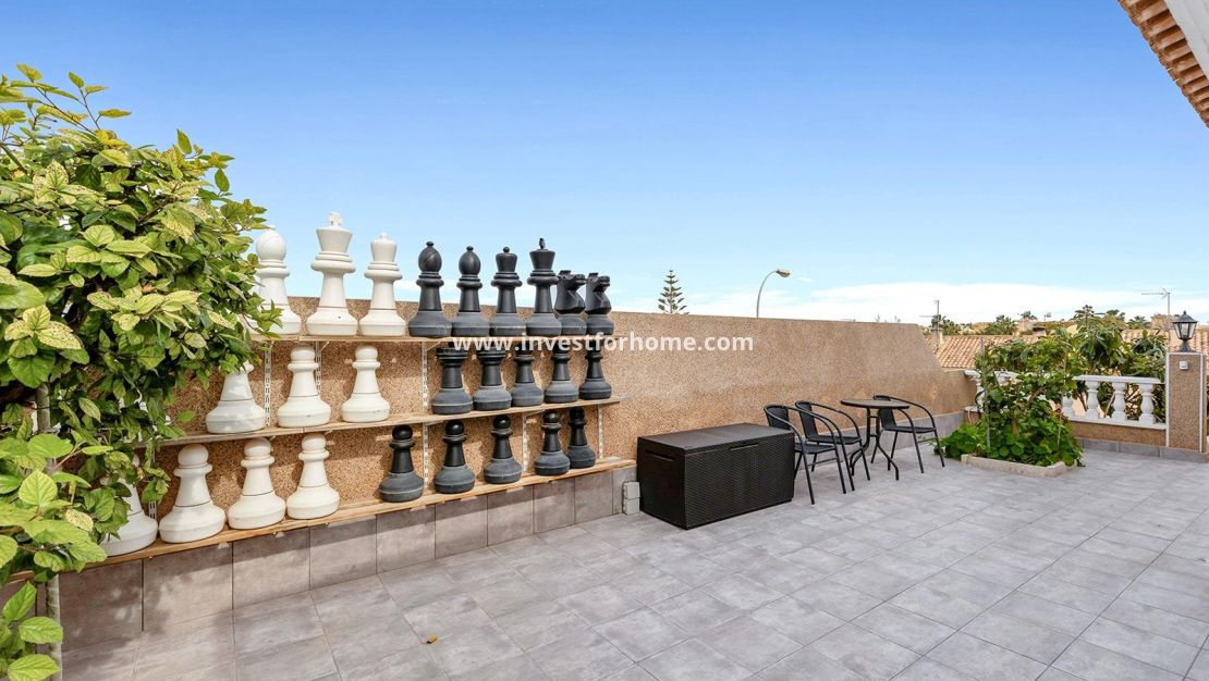Försäljning - Villa - Torrevieja - Los Balcones - Los Altos Del Edén