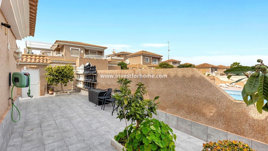 Försäljning - Villa - Torrevieja - Los Balcones - Los Altos Del Edén