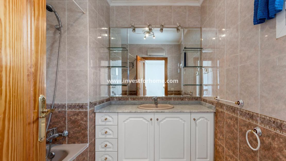 Försäljning - Villa - Torrevieja - Los Balcones - Los Altos Del Edén