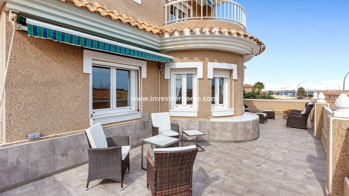Försäljning - Villa - Torrevieja - Los Balcones - Los Altos Del Edén