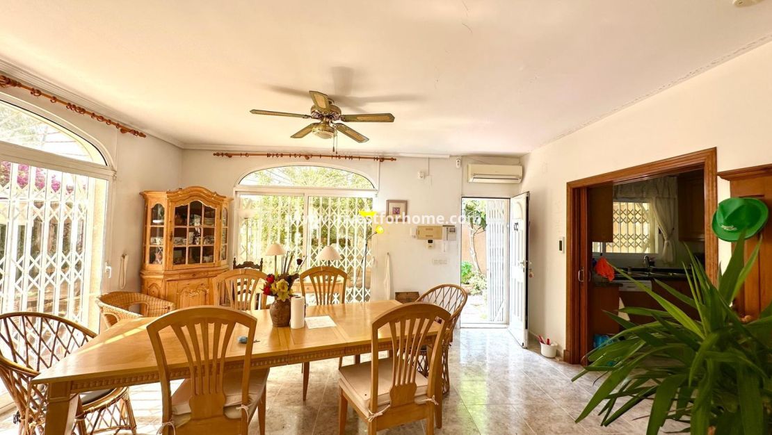 Försäljning - Villa - Torrevieja - Los Balcones - Los Altos Del Edén