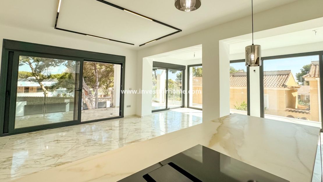 Försäljning - Villa - Torrevieja - Los Balcones - Los Altos Del Edén