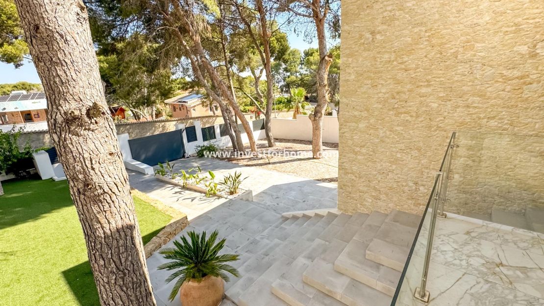 Försäljning - Villa - Torrevieja - Los Balcones - Los Altos Del Edén