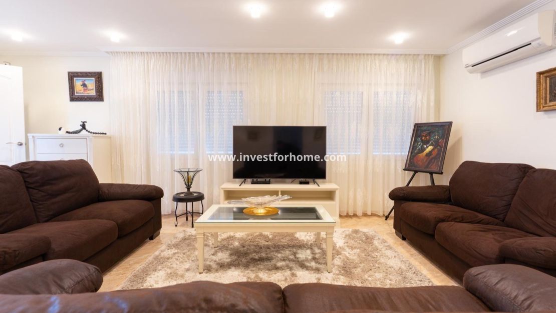 Försäljning - Villa - Torrevieja - Los Balcones - Los Altos Del Edén