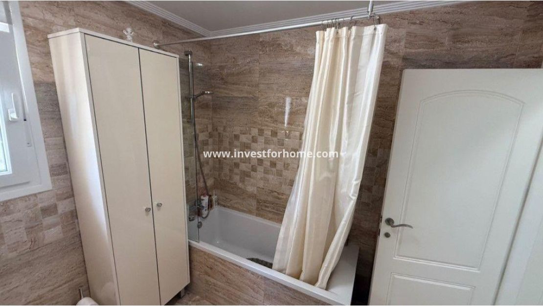 Försäljning - Villa - Torrevieja - Los Balcones - Los Altos Del Edén