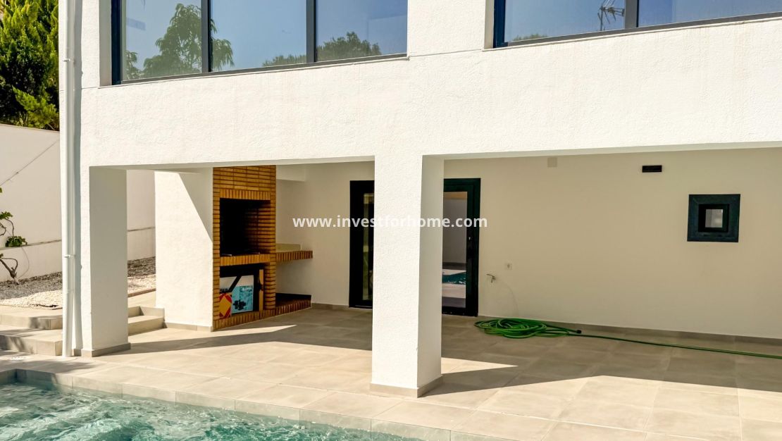 Försäljning - Villa - Torrevieja - Los Balcones - Los Altos Del Edén