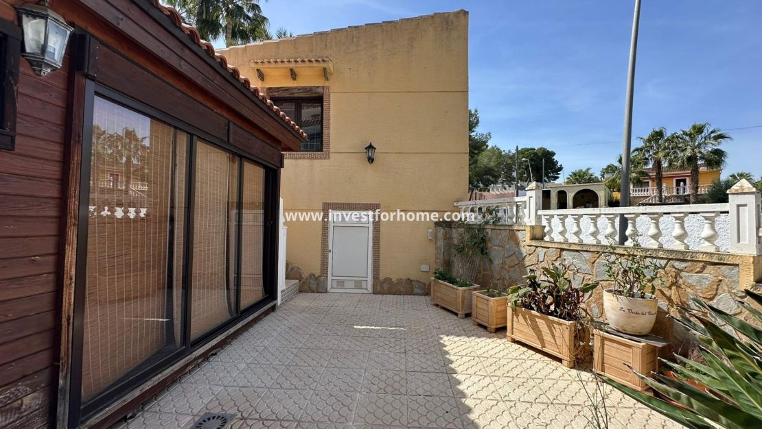 Försäljning - Villa - Torrevieja - Los Balcones - Los Altos Del Edén