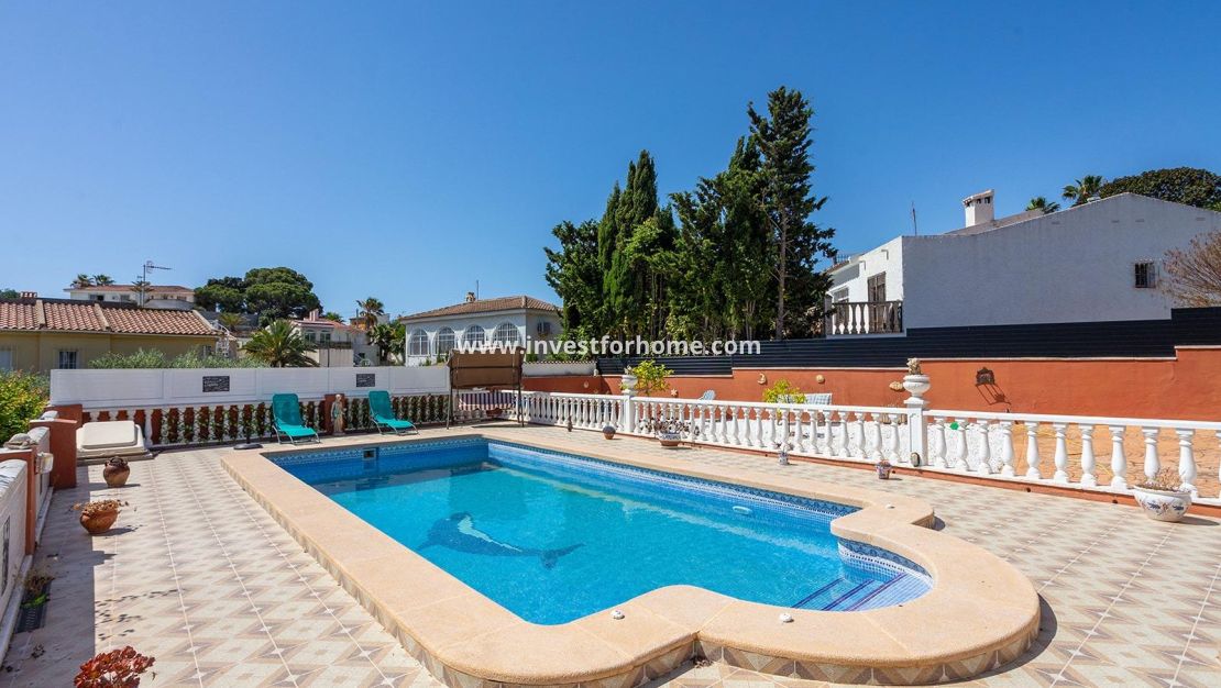 Försäljning - Villa - Torrevieja - Los Balcones - Los Altos Del Edén