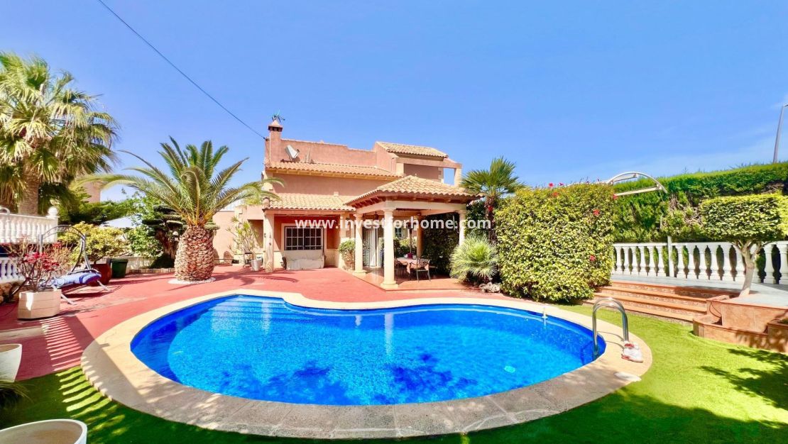 Försäljning - Villa - Torrevieja - Los Balcones - Los Altos Del Edén