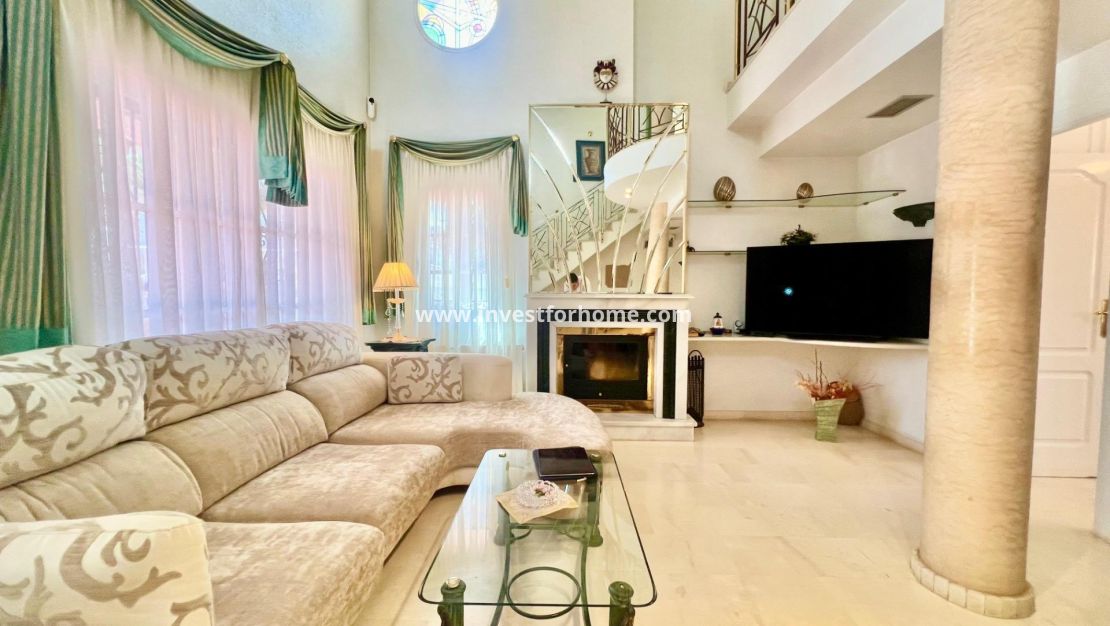 Försäljning - Villa - Torrevieja - Los Balcones - Los Altos Del Edén
