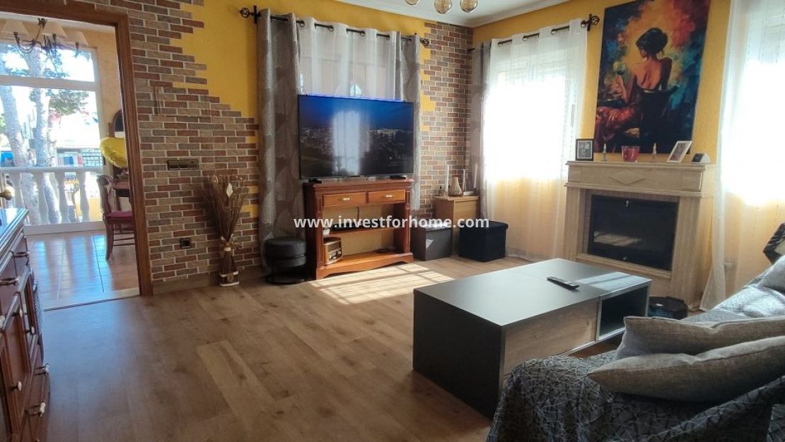 Försäljning - Villa - Torrevieja - Los Balcones