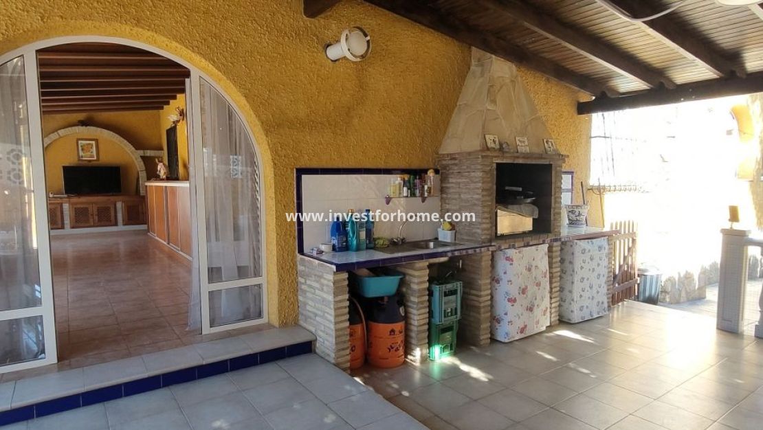 Försäljning - Villa - Torrevieja - Los Balcones