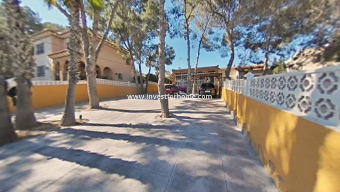 Försäljning - Villa - Torrevieja - Los Balcones