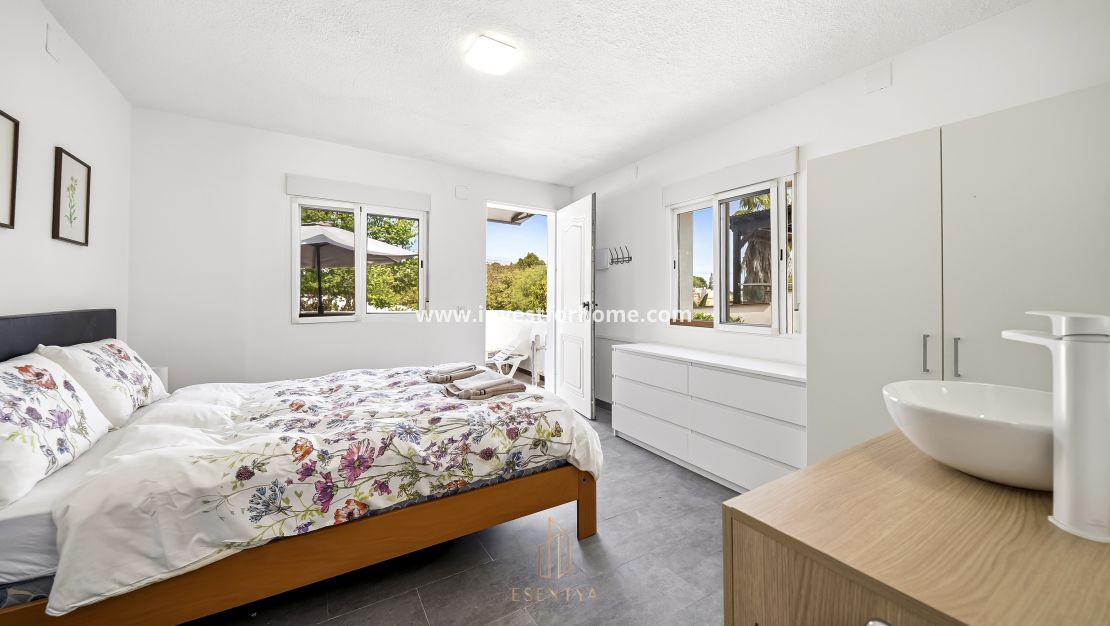 Försäljning - Villa - Torrevieja - Los Balcones