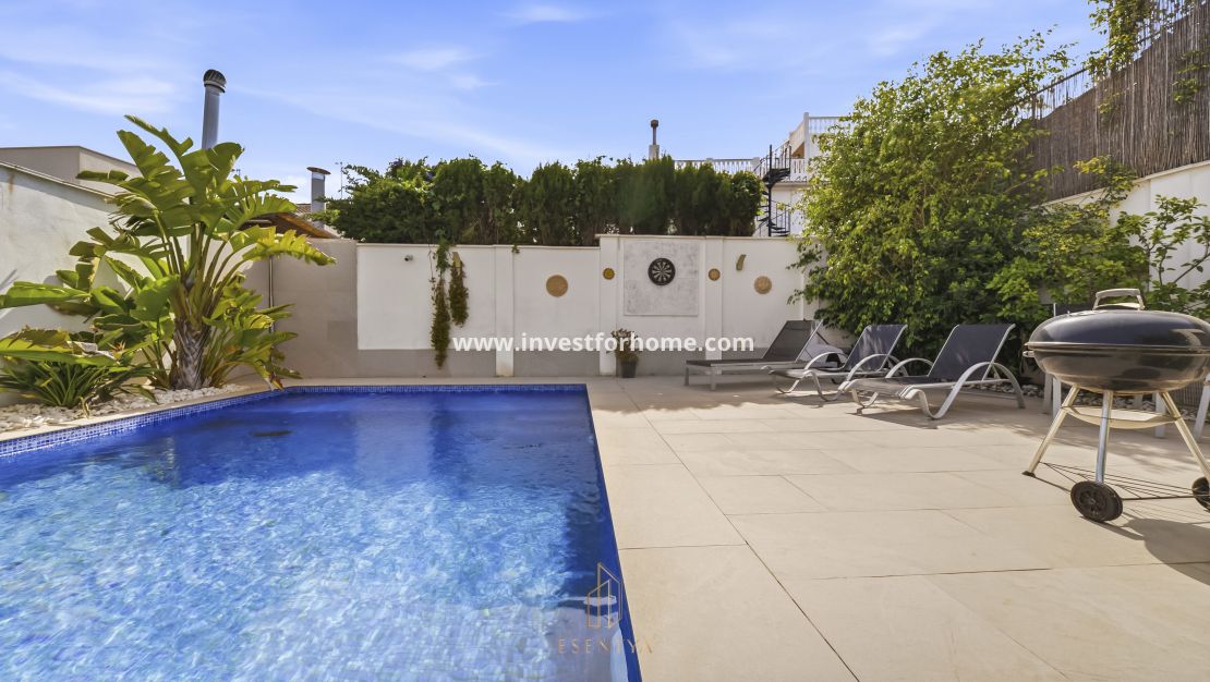 Försäljning - Villa - Torrevieja - Los Balcones