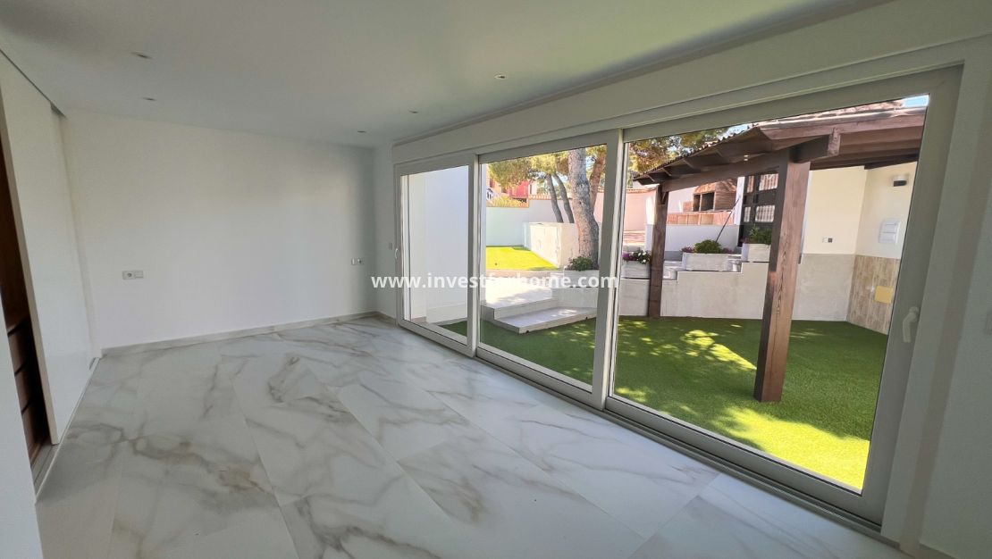 Försäljning - Villa - Torrevieja - Los Balcones