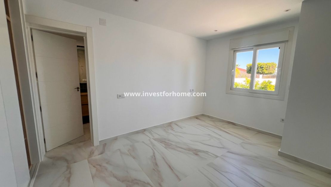 Försäljning - Villa - Torrevieja - Los Balcones
