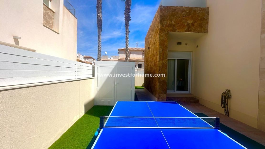 Försäljning - Villa - Torrevieja - Miramar - Torre Del Moro