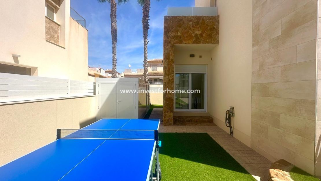 Försäljning - Villa - Torrevieja - Miramar - Torre Del Moro
