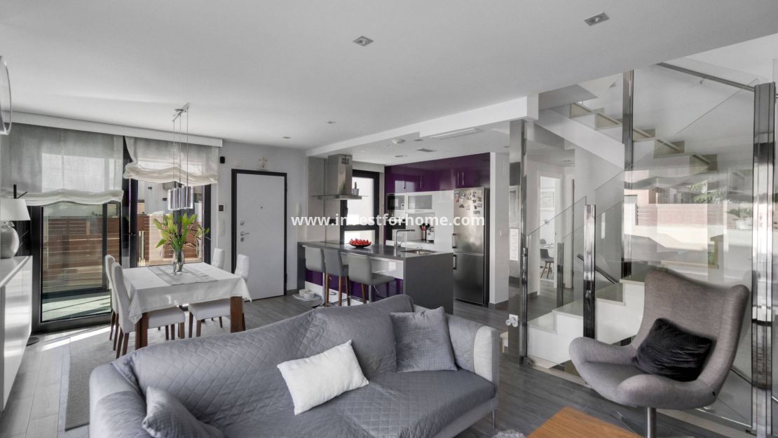 Försäljning - Villa - Torrevieja - Nueva Torrevieja - Aguas Nuevas