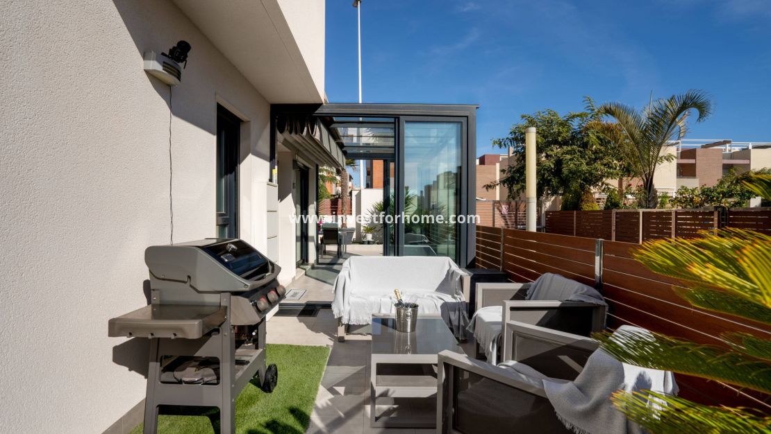 Försäljning - Villa - Torrevieja - Nueva Torrevieja - Aguas Nuevas