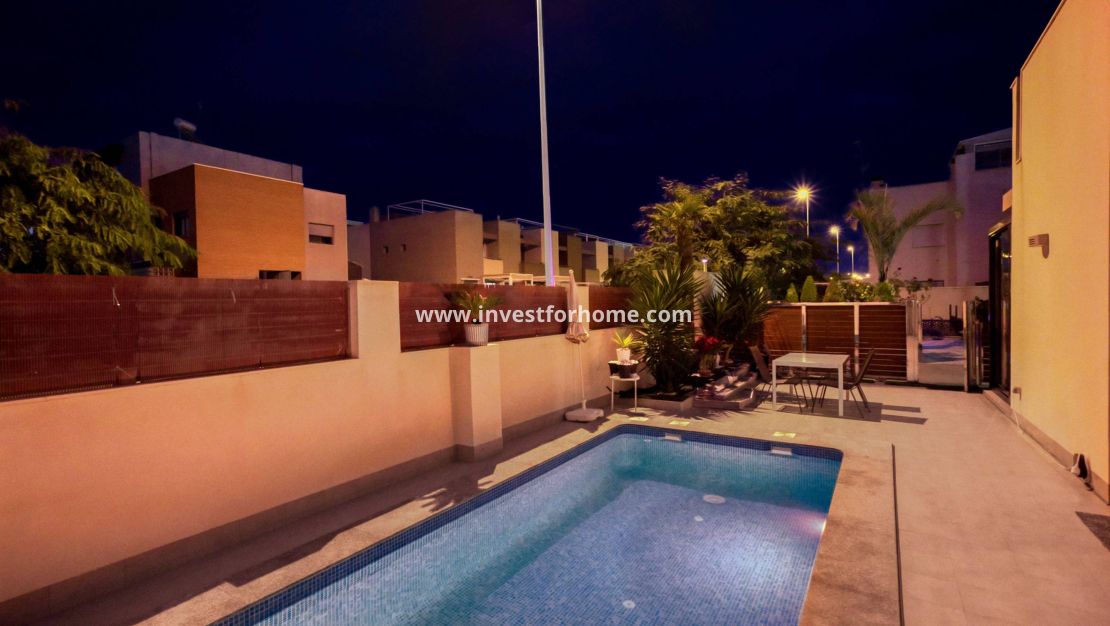 Försäljning - Villa - Torrevieja - Nueva Torrevieja - Aguas Nuevas