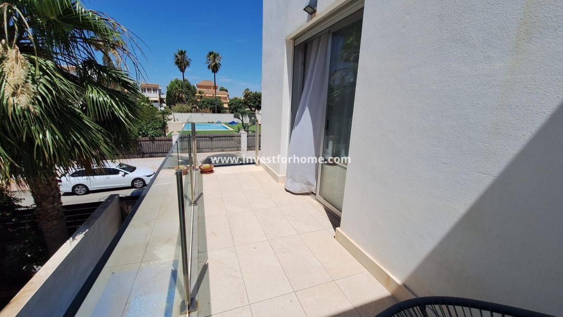 Försäljning - Villa - Torrevieja - Nueva Torrevieja - Aguas Nuevas