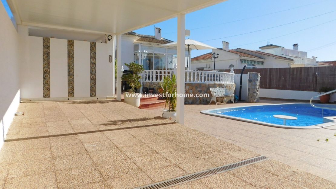 Försäljning - Villa - Torrevieja - San Luis