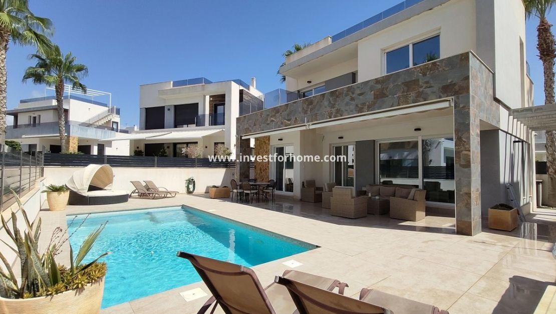 Försäljning - Villa - Torrevieja - Torrelamata - La Mata
