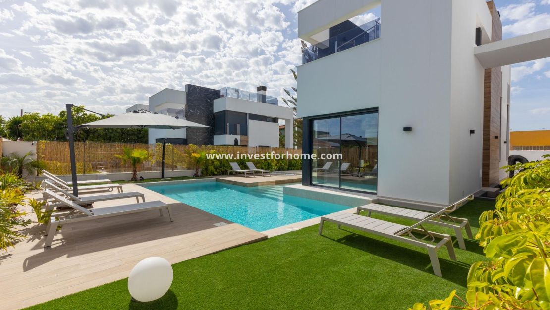 Försäljning - Villa - Torrevieja - Torreta Florida