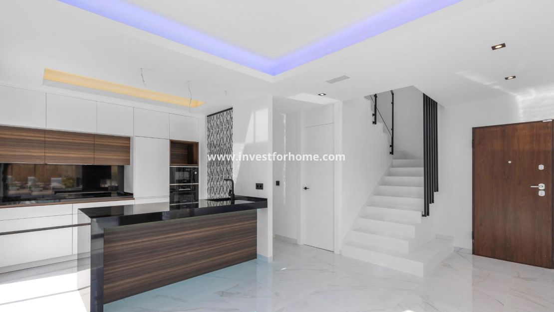 Försäljning - Villa - Torrevieja - Torreta Florida