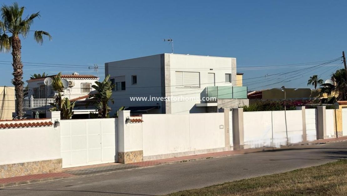 Försäljning - Villa - Torrevieja - Torreta Florida