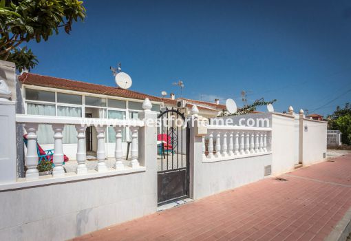 House - Sale - Torrevieja - TO-TO-B201
