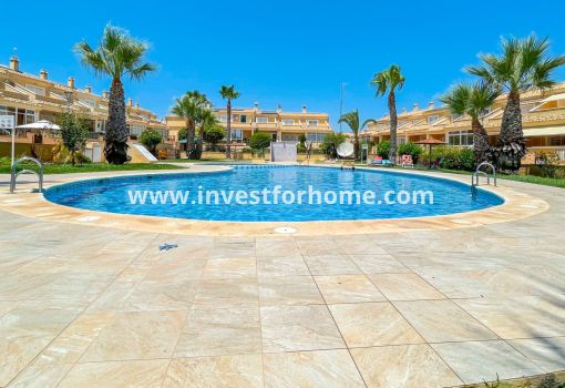 Huis - Verkoop - Orihuela Costa - Punta Prima