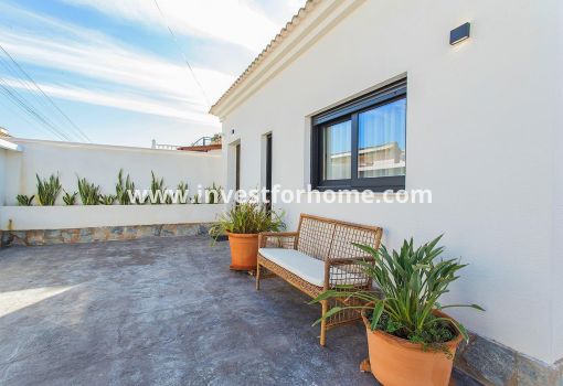 Huis - Verkoop - Torrevieja - La Siesta-El Chaparral