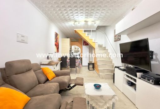 Huis - Verkoop - Torrevieja - La Siesta - El Salado - Torreta