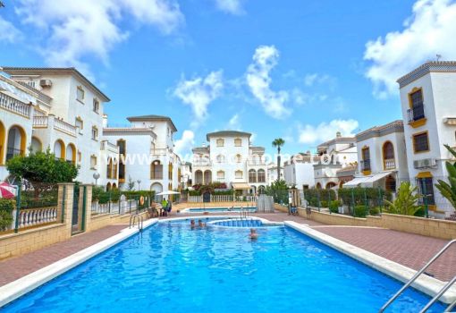 Huis - Verkoop - Torrevieja - ND-89588