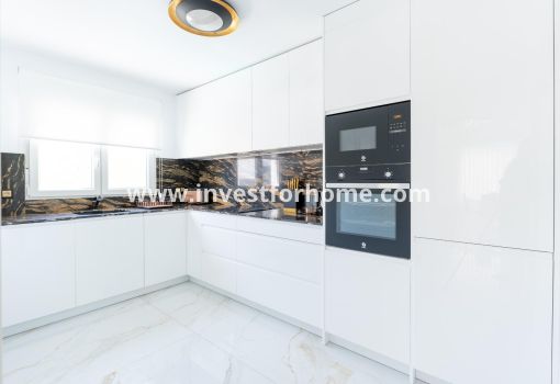 Huis - Verkoop - Torrevieja - Punta prima