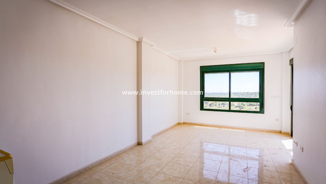 Iron Lomas de Campoamor Orihuela Costa La Zenia Costa Blanca 