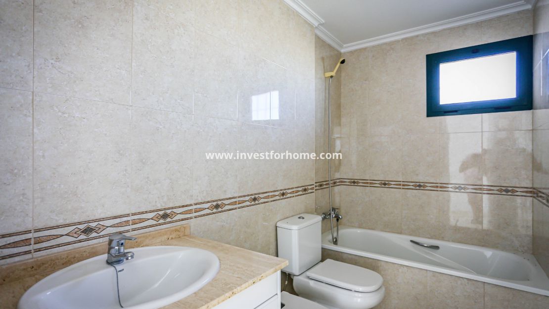 Iron Lomas de Campoamor Orihuela Costa La Zenia Costa Blanca 