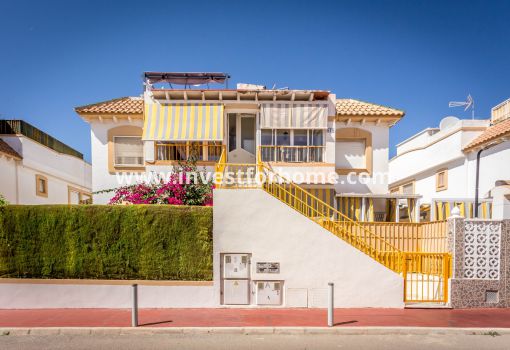 Lägenhet - Försäljning - Torrevieja - El Acequión - Los Náufragos
