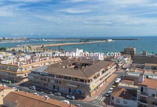 Lägenhet - Nybyggnad - Torrevieja - Playa Los Naufragos