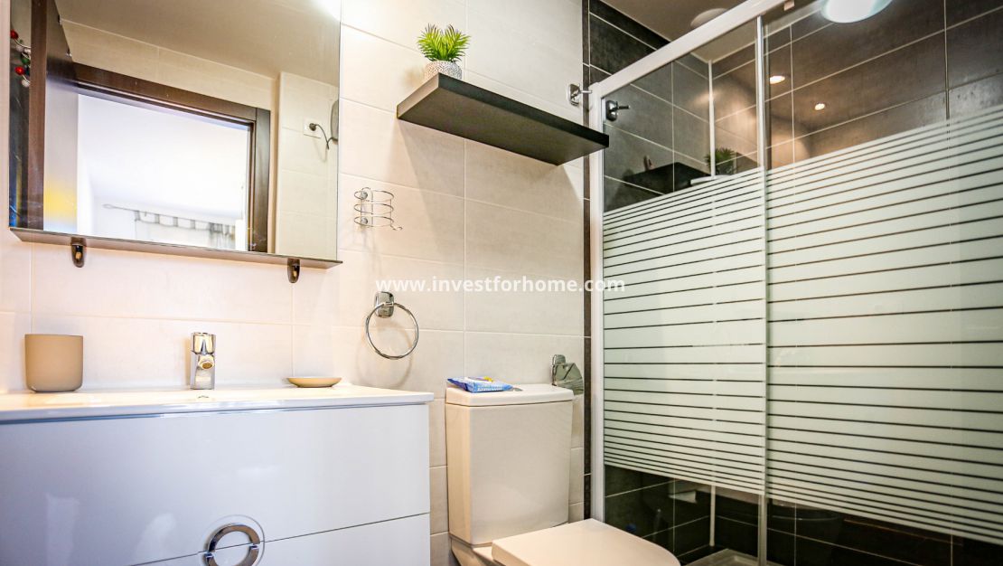 Linnea Sol, Villamartin, Orihuela Costa, La Zenia, La Fuente, Costa Blanca