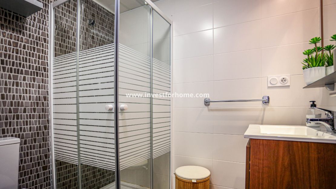 Linnea Sol, Villamartin, Orihuela Costa, La Zenia, La Fuente, Costa Blanca